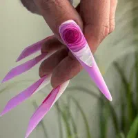 جهت همکاری در سالن ناخن