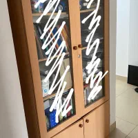 کمد ایستاده