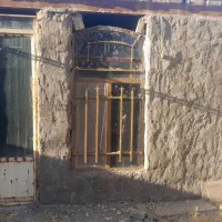 فروش خانه درسیرجان باغ خوش داری گاز می باشد