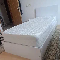 تخت یک نفره