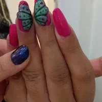 خدمات ناخن با تخفیف ویژه یلدا