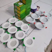 چراغ سقفی ال ای دی کار نکرده ونو|لامپ و چراغ|تهران, جیحون|دیوار