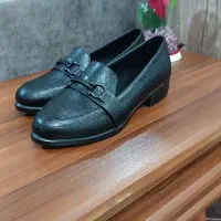 کفش پاشنه دار و کالج زنانه|کیف، کفش، کمربند|اشتهارد, |دیوار