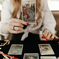 فال تاروت و قهوه حرفه ای توسط استاد
