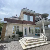 ویلای-ساحلی-استخردار-تو-بهتر-لوکیشن