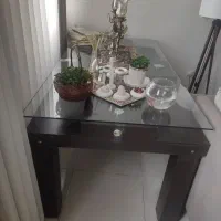 به علت کمی جا  میفروشم کلا میز باز میشه