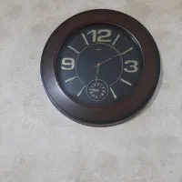 ساعت دیواری