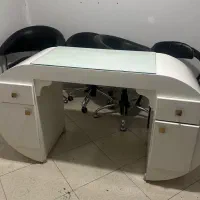 میز ناخن پرده کرکره ای نیمکت صندوق دار ترولی