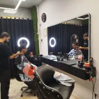 آرایشگر وقت شناس(شاگرد)(تتو ارتیست)