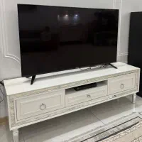 میز تلوزیون در حد نو