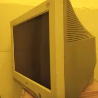 مانیتور رومیزی  سالم سالم