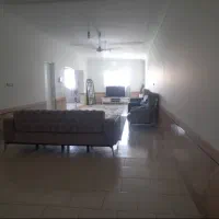 واحد ۱۲۰ متری در خیابان ولی عصر