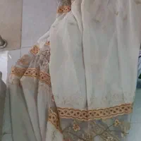 پرده به همراه والان