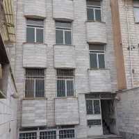 فروش ساختمان ۳ طبقه همراه زیر زمین در شهرک کاروان