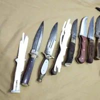 فروش چاقوی کلکسیونی فولادی دسته استخوانی|کلکسیون اشیاء عتیقه|گرگان, |دیوار