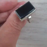 انگشتر نقره.