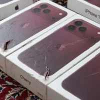 اپل 18 اکبند و نوکیا ۸۰۰