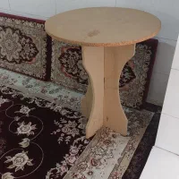 میز گرد چوبی