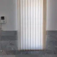 ۸عدد پرده ایستاده طوسی به ابعاد امتر در۲و۲۰ س