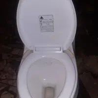 توالت فرنگی ایساتیس