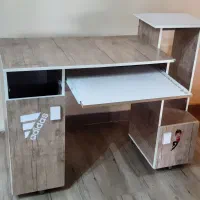 میز کامپیوتر