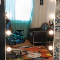 آینه چراغ دار