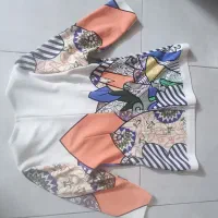 کت مجلسی|لباس|اصفهان, همدانیان|دیوار