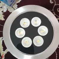 چراغ سقفی
