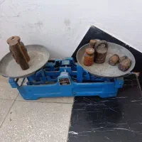 ترازو قدیمی