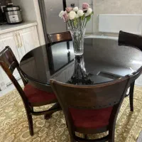 میزنهارخوری و ساعت ایستاده