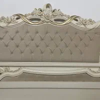 تخت خواب۲نفره با جنس چوب فوقالعاده قوی در حد نو
