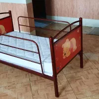 تخت کودک فلزی|تخت و صندلی بچه|فولادشهر, A1|دیوار