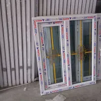 استخدام کارگر ماهر و نیمه ماهر درب  پنجره پی وی سی