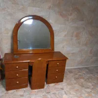 حراج فوری زیر قیمت بازار بعلت جابجایی تخت  و میز