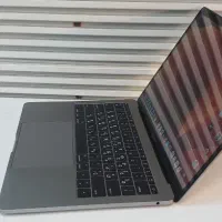 لپ تاپMacBook pro 2017 صفحه نمایش2k|رایانه همراه|تهران, جردن|دیوار