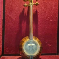 فروش یک عدد کمانچه حسام حاتمی