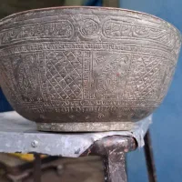 کاسه بسیار قدیمی وعتیقه