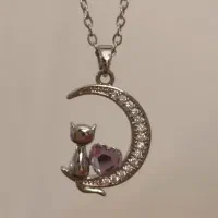 گردنبند گربه روی ماه