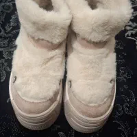 کفش و کاپشن