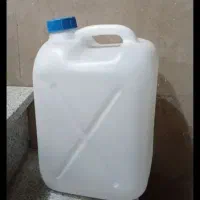 تعدادی ۲۰لیتری