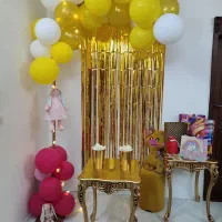 بادکنک زرد و طلایی