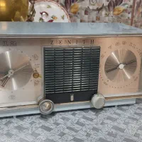 رادیو لامپی ساعت دار آنتیک  و کلکسیونی