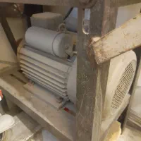 چرخ گوشت صنعتی سالم وکم کار|ماشینآلات صنعتی|مشهد, گلبرگ|دیوار