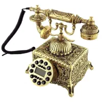 تلفن برنز درجه یک کلاسیک، کاملا آکبند هست.