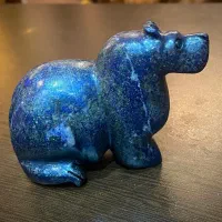 مجسمه لاجورد اسب آبی