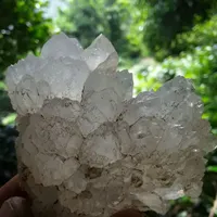 سنگ کوارتز انرژی مثبت. ویترینی. دکور.