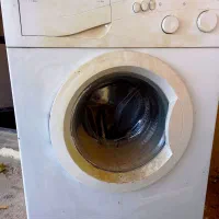 لباس شویی در حد با ضمانت