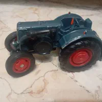 ماکت ماشین فلزی کلکسیونی