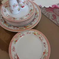 ظرف و ظروف آشپزخانه