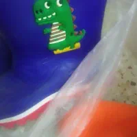 چکمه|کیف، کفش، کمربند|جرقویه, |دیوار